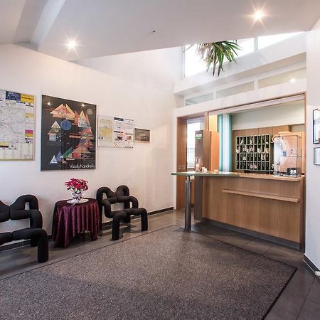 Hotel An Der Waldstrasse Gross-Zimmern Екстер'єр фото