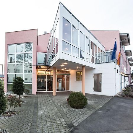 Hotel An Der Waldstrasse Gross-Zimmern Екстер'єр фото